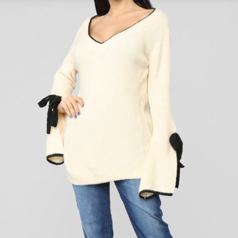 IVORY SWEATER, V-Neck, Bow Tie Arm Accents